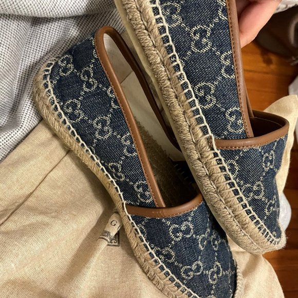 Gucci Womens Espadrilles - Picture 2 of 3